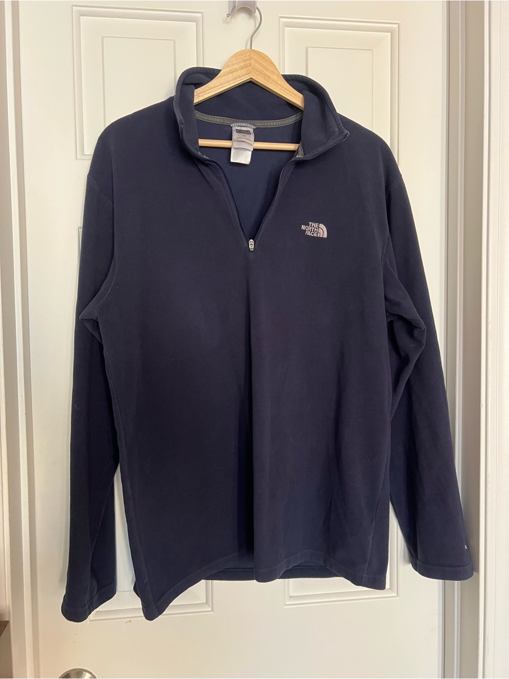 The North Face Men’s Navy Half-Zip Fleece Pullover